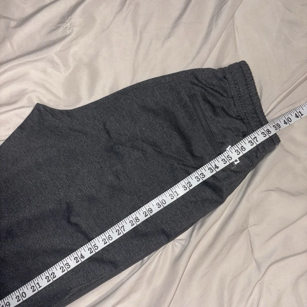 VUORI Sunday Performance Jogger Mens‎ Small Charcoal Gray V416 Athletic Pants